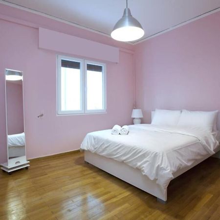 Palaio Faliro, A Bright And Spacious Apartment Αθήνα Εξωτερικό φωτογραφία